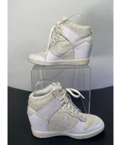 Nike WOMENS Dunk Sky High SP UNDERCOVER HIDDEN WEDGE SIZE 6.5 e